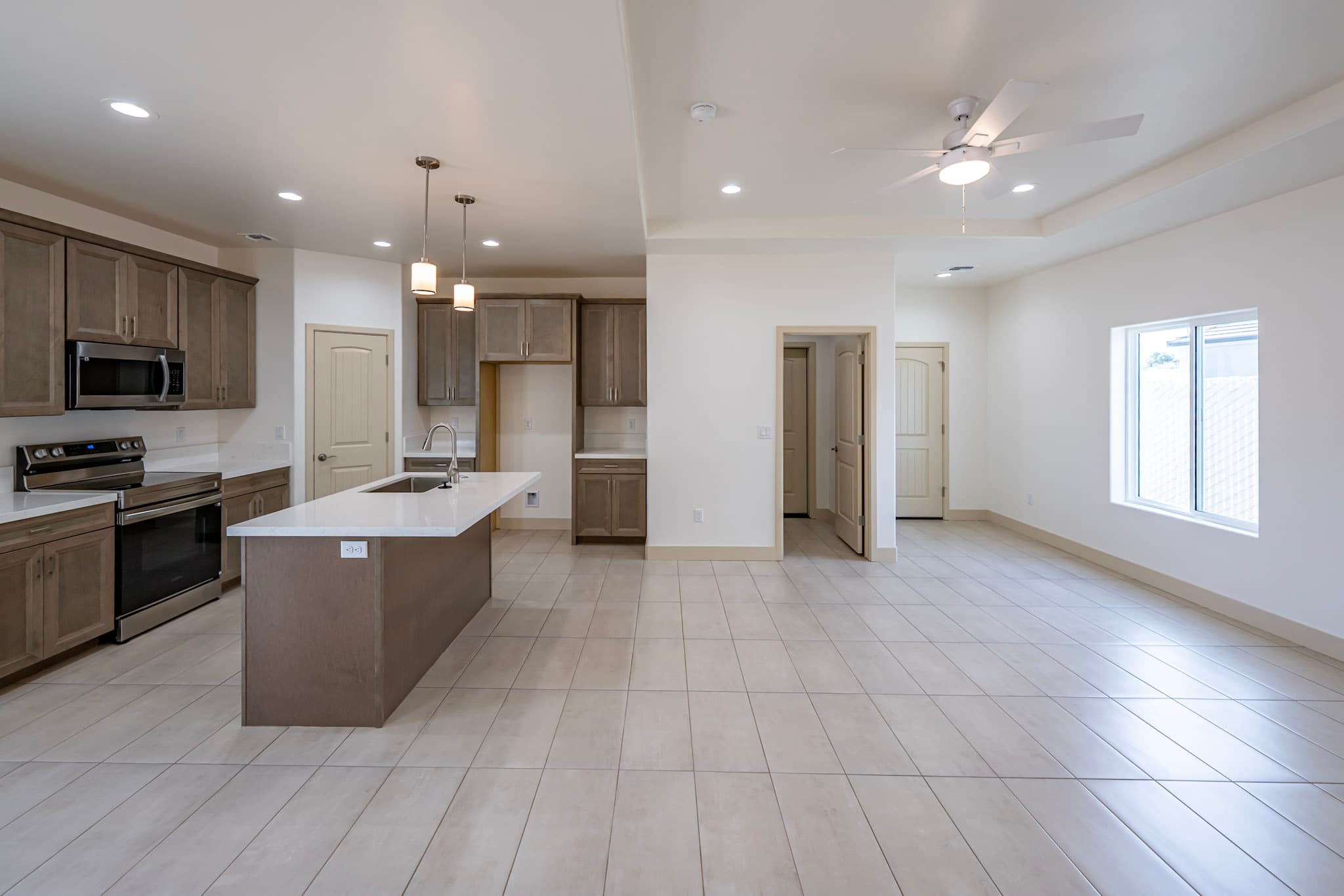 Devlin Kitchen Laundry Entry